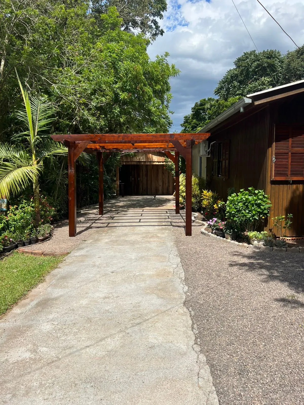 Depois - Estrutura de Madeira e Pergolado